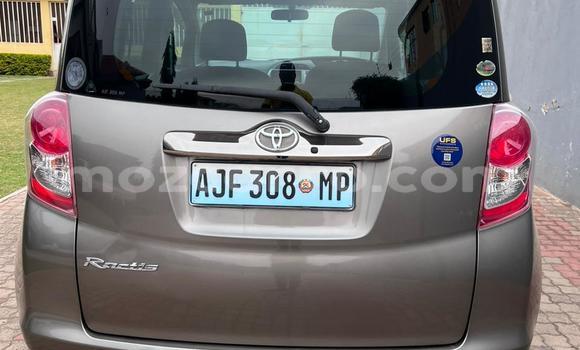 Nunua Ilio tumika Toyota Ractis Brown Gari ndani ya Maputo nchini Maputo Nunua Ilio tumika Toyota Ractis Brown Gari ndani ya Maputo nchini Maputo