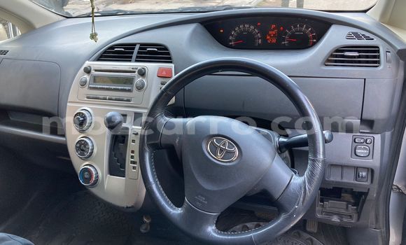 Comprar Usado Toyota Ractis Prata Carro em Maputo em Maputo Comprar Usado Toyota Ractis Prata Carro em Maputo em Maputo