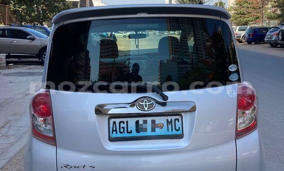 Comprar Usado Toyota Ractis Prata Carro em Maputo em Maputo Comprar Usado Toyota Ractis Prata Carro em Maputo em Maputo