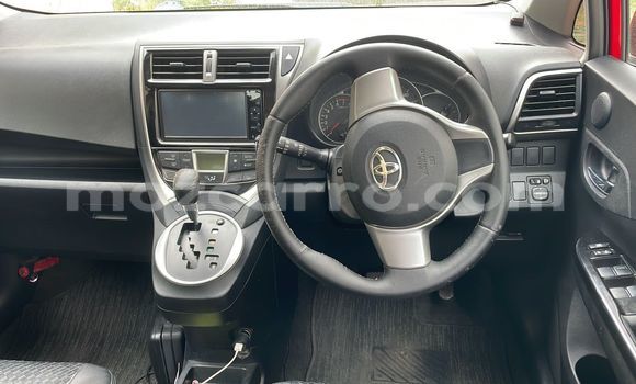 Tenga Tsaru Toyota Ractis Tsvuku Mota in Maputo in Maputo Tenga Tsaru Toyota Ractis Tsvuku Mota in Maputo in Maputo