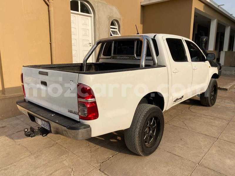 Big with watermark toyota hilux maputo maputo 17652