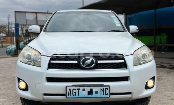 Buy Used Toyota RAV4 White Car in Maputo in Maputo Buy Used Toyota RAV4 White Car in Maputo in Maputo