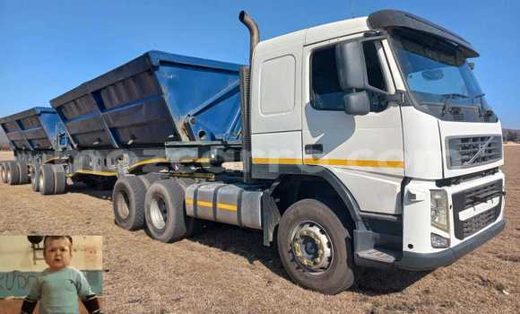 Buy Used Volvo 300 Series White Car in Maputo in Maputo Buy Used Volvo 300 Series White Car in Maputo in Maputo