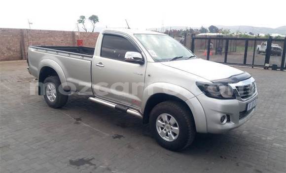 Buy Used Toyota Hilux Silver Car in Maputo in Maputo Buy Used Toyota Hilux Silver Car in Maputo in Maputo