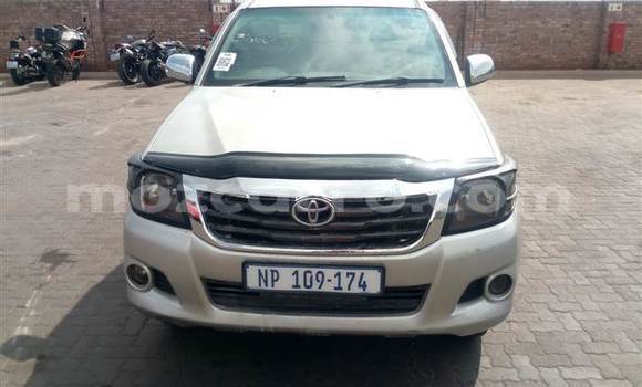 Buy Used Toyota Hilux Silver Car in Maputo in Maputo Buy Used Toyota Hilux Silver Car in Maputo in Maputo