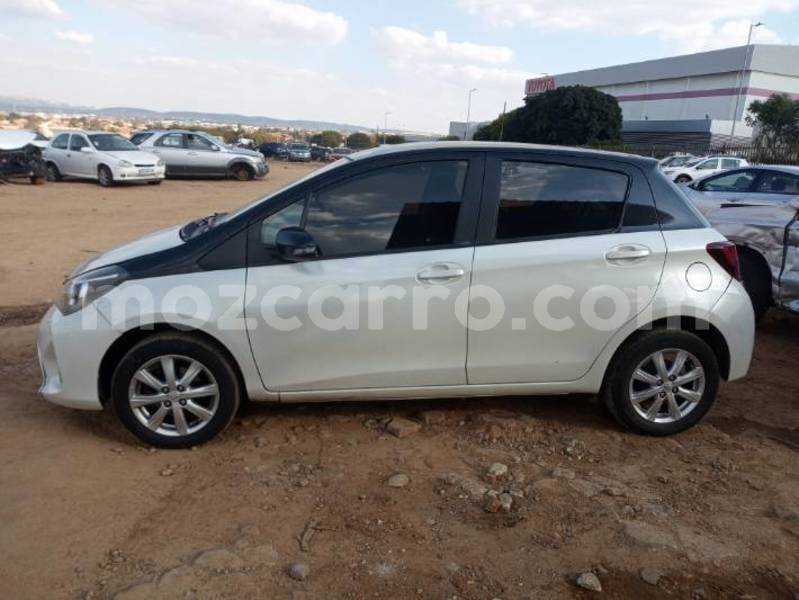 Big with watermark toyota yaris sofala beira 17664