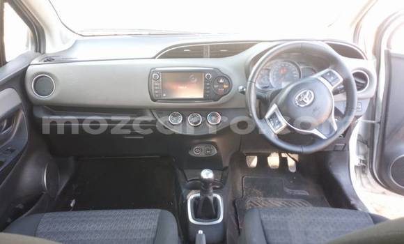 Buy Used Toyota Yaris White Car in Beira in Sofala Buy Used Toyota Yaris White Car in Beira in Sofala