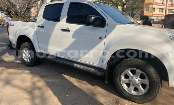 Tenga Tsaru Isuzu D-MAX Chena Mota in Maputo in Maputo Tenga Tsaru Isuzu D-MAX Chena Mota in Maputo in Maputo