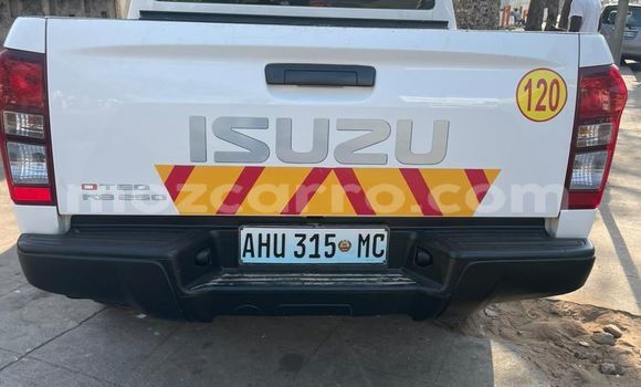 Tenga Tsaru Isuzu D-MAX Chena Mota in Maputo in Maputo Tenga Tsaru Isuzu D-MAX Chena Mota in Maputo in Maputo