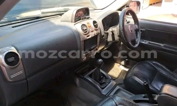 Nunua Ilio tumika Isuzu KB Nyeusi Gari ndani ya Maputo nchini Maputo Nunua Ilio tumika Isuzu KB Nyeusi Gari ndani ya Maputo nchini Maputo