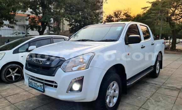 Buy Used Isuzu D-MAX White Car in Maputo in Maputo Buy Used Isuzu D-MAX White Car in Maputo in Maputo