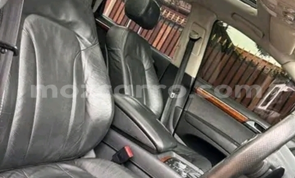 Buy Used Audi Q7 Red Car in Maputo in Maputo Buy Used Audi Q7 Red Car in Maputo in Maputo