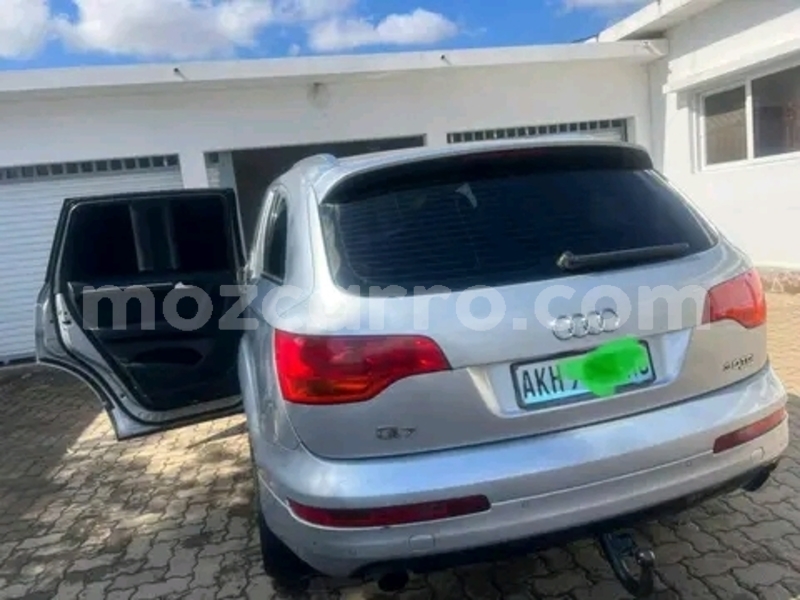 Big with watermark audi q7 maputo maputo 17687