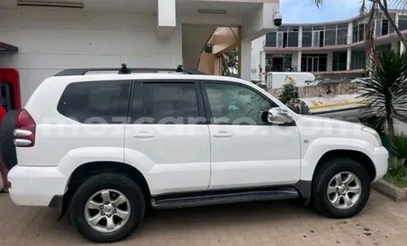 Nunua Ilio tumika Toyota Land Cruiser Prado Nyeupe Gari ndani ya Maputo nchini Maputo Nunua Ilio tumika Toyota Land Cruiser Prado Nyeupe Gari ndani ya Maputo nchini Maputo