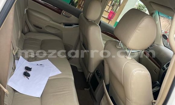 Buy Used Toyota Prado White Car in Maputo in Maputo Buy Used Toyota Prado White Car in Maputo in Maputo