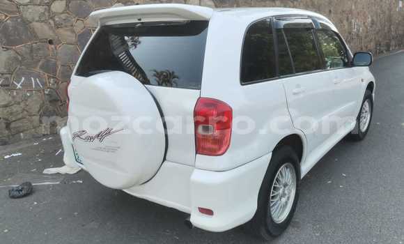 Buy Used Toyota RAV4 White Car in Maputo in Maputo Buy Used Toyota RAV4 White Car in Maputo in Maputo