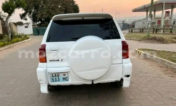 Comprar Usado Toyota RAV4 Branco Carro em Maputo em Maputo Comprar Usado Toyota RAV4 Branco Carro em Maputo em Maputo
