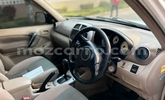 Comprar Usado Toyota RAV4 Branco Carro em Maputo em Maputo Comprar Usado Toyota RAV4 Branco Carro em Maputo em Maputo