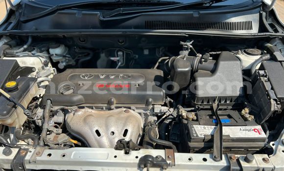 Tenga Tsaru Toyota RAV4 Chena Mota in Maputo in Maputo Tenga Tsaru Toyota RAV4 Chena Mota in Maputo in Maputo