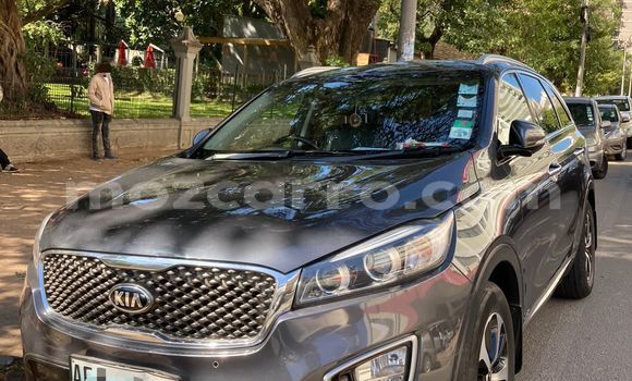 Buy Used Kia Sorento Silver Car in Maputo in Maputo Buy Used Kia Sorento Silver Car in Maputo in Maputo