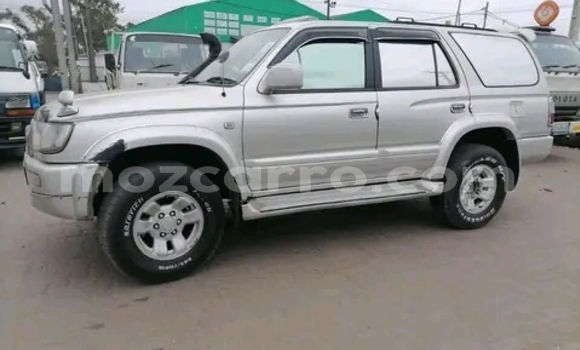 Comprar Usado Toyota Hilux Surf Castanho Carro em Maputo em Maputo