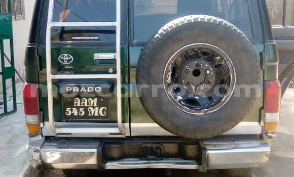 Nunua Ilio tumika Toyota Land Cruiser Prado Kijani Gari ndani ya Maputo nchini Maputo Nunua Ilio tumika Toyota Land Cruiser Prado Kijani Gari ndani ya Maputo nchini Maputo