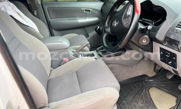 Comprar Usado Toyota Hilux Branco Carro em Maputo em Maputo Comprar Usado Toyota Hilux Branco Carro em Maputo em Maputo