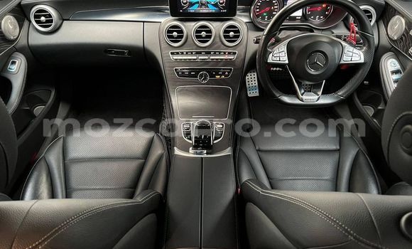 Comprar Usado Mercedes-Benz C250 coupe De outros Carro em Maputo em Maputo
