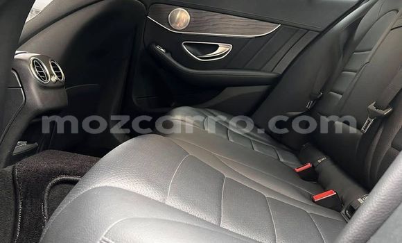 Comprar Usado Mercedes-Benz C250 coupe De outros Carro em Maputo em Maputo Comprar Usado Mercedes-Benz C250 coupe De outros Carro em Maputo em Maputo