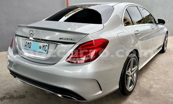 Comprar Usado Mercedes-Benz C250 coupe De outros Carro em Maputo em Maputo Comprar Usado Mercedes-Benz C250 coupe De outros Carro em Maputo em Maputo