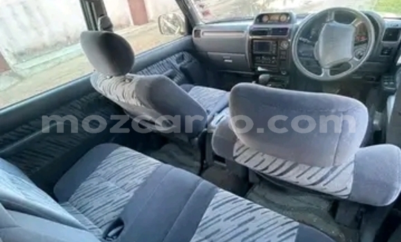 Nunua Ilio tumika Toyota Land Cruiser Prado Kijani Gari ndani ya Maputo nchini Maputo Nunua Ilio tumika Toyota Land Cruiser Prado Kijani Gari ndani ya Maputo nchini Maputo