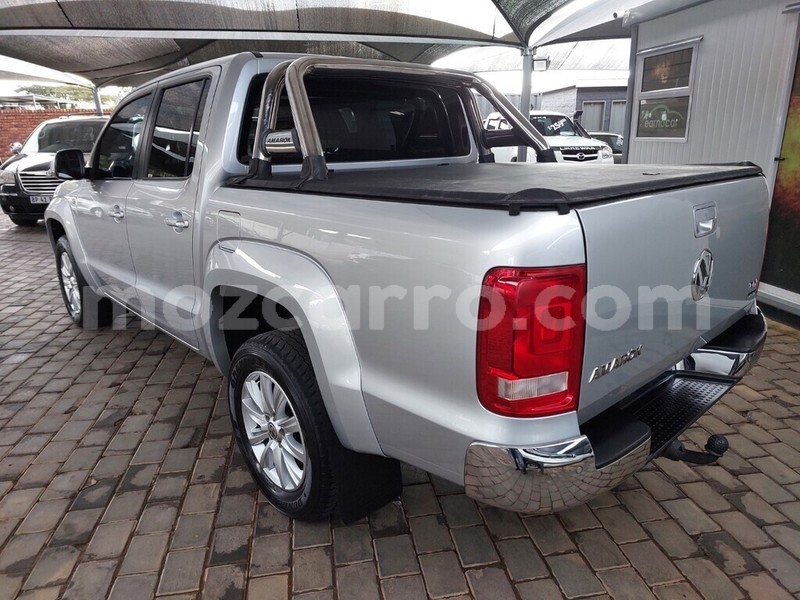 Big with watermark volkswagen amarok maputo maputo 17767