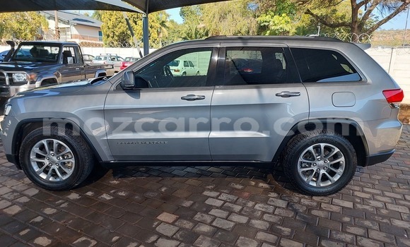 Comprar Usado Jeep Grand Cherokee Prata Carro em Maputo em Maputo Comprar Usado Jeep Grand Cherokee Prata Carro em Maputo em Maputo