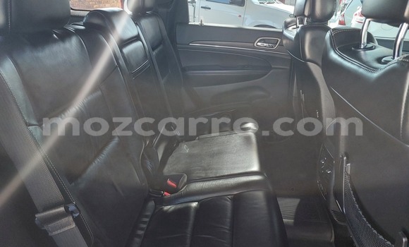 Comprar Usado Jeep Grand Cherokee Prata Carro em Maputo em Maputo Comprar Usado Jeep Grand Cherokee Prata Carro em Maputo em Maputo