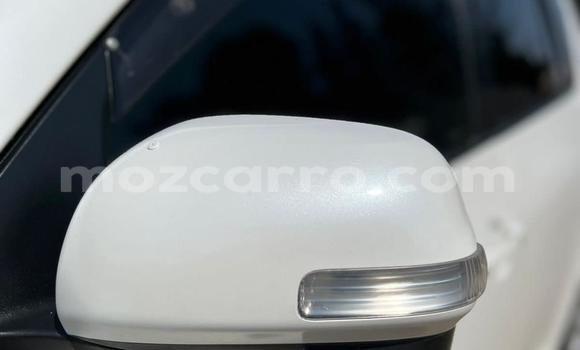 Buy Used Toyota RAV4 White Car in Maputo in Maputo Buy Used Toyota RAV4 White Car in Maputo in Maputo