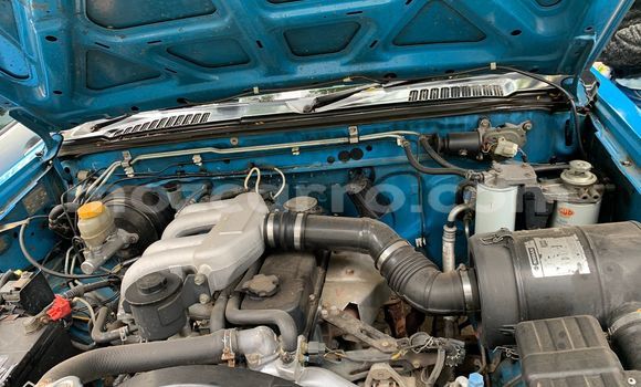 Comprar Usado Nissan Hardbody Azul Carro em Maputo em Maputo Comprar Usado Nissan Hardbody Azul Carro em Maputo em Maputo