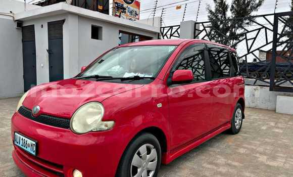 Buy Used Toyota Sienta Red Car in Maputo in Maputo Buy Used Toyota Sienta Red Car in Maputo in Maputo