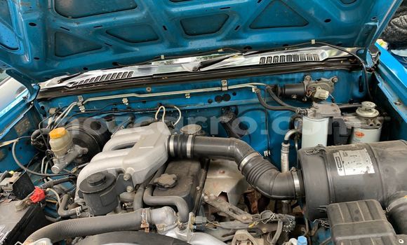 Nunua Ilio tumika Nissan Hardbody Bluu Gari ndani ya Maputo nchini Maputo Nunua Ilio tumika Nissan Hardbody Bluu Gari ndani ya Maputo nchini Maputo