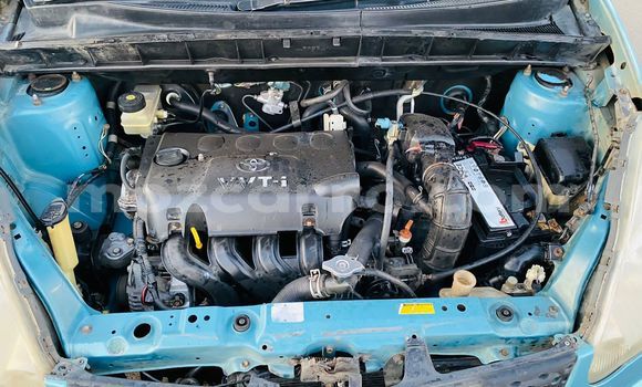 Nunua Ilio tumika Toyota FunCargo Bluu Gari ndani ya Maputo nchini Maputo Nunua Ilio tumika Toyota FunCargo Bluu Gari ndani ya Maputo nchini Maputo