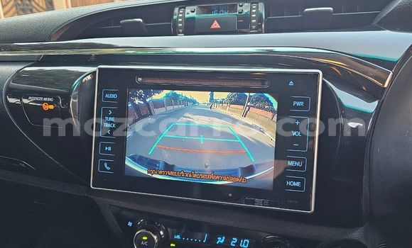 Comprar Usado Toyota Hiluxe Revo Branco Carro em Maputo em Maputo Comprar Usado Toyota Hiluxe Revo Branco Carro em Maputo em Maputo