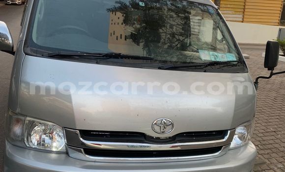 Comprar Usado Toyota Hiace Prata Carro em Maputo em Maputo