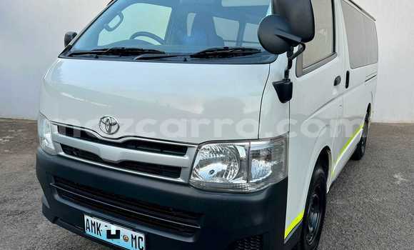 Tenga Tsaru Toyota Hiace Chena Mota in Maputo in Maputo Tenga Tsaru Toyota Hiace Chena Mota in Maputo in Maputo