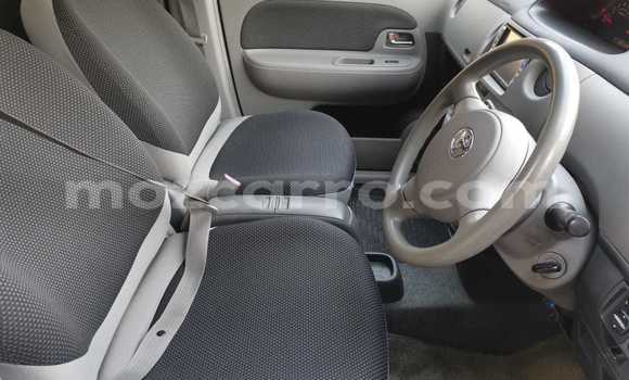 Buy Used Toyota Sienta White Car in Maputo in Maputo Buy Used Toyota Sienta White Car in Maputo in Maputo