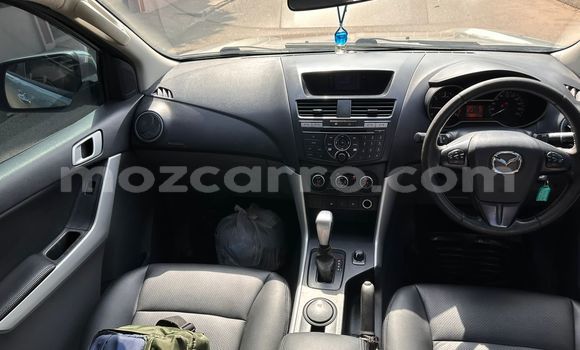 Tenga Tsaru Mazda BT-50 Zvimwe Mota in Maputo in Maputo Tenga Tsaru Mazda BT-50 Zvimwe Mota in Maputo in Maputo