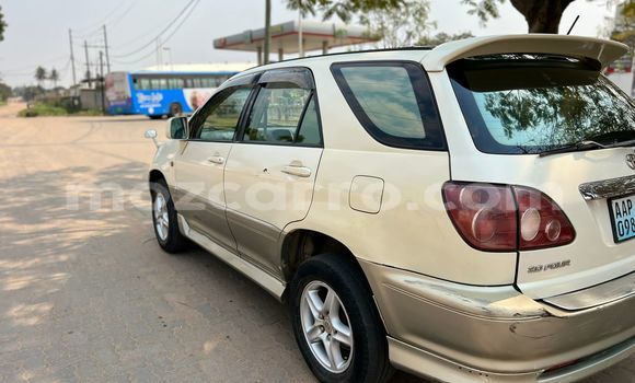 Nunua Ilio tumika Toyota Harrier Nyingine Gari ndani ya Maputo nchini Maputo Nunua Ilio tumika Toyota Harrier Nyingine Gari ndani ya Maputo nchini Maputo