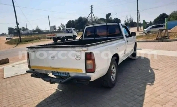 Nunua Ilio tumika Nissan Hardbody Nyeupe Gari ndani ya Maputo nchini Maputo Nunua Ilio tumika Nissan Hardbody Nyeupe Gari ndani ya Maputo nchini Maputo