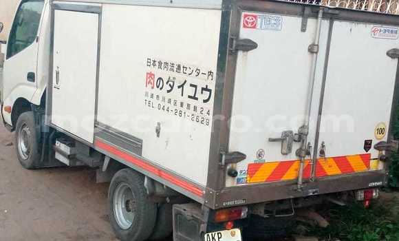 Nunua Ilio tumika Toyota Dyna Nyeupe Gari ndani ya Maputo nchini Maputo Nunua Ilio tumika Toyota Dyna Nyeupe Gari ndani ya Maputo nchini Maputo