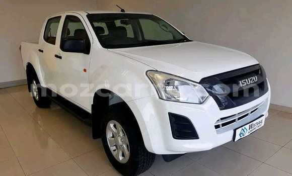 Buy Used Isuzu D-MAX White Car in Maputo in Maputo Buy Used Isuzu D-MAX White Car in Maputo in Maputo