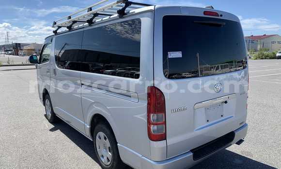 Comprar Usado Toyota Hiace Prata Carro em Maputo em Maputo Comprar Usado Toyota Hiace Prata Carro em Maputo em Maputo