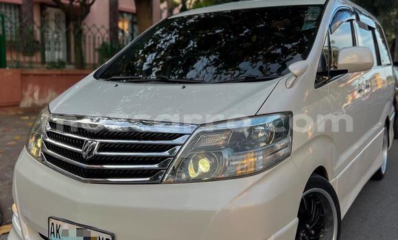 Tenga Tsaru Toyota Alphard Zvimwe Mota in Maputo in Maputo Tenga Tsaru Toyota Alphard Zvimwe Mota in Maputo in Maputo